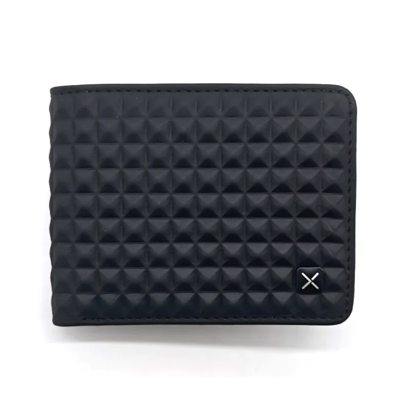 क्या पुरुषों के लिए पिरामिड प्रोजेक्शन पीयू बाइफोल्ड वॉलेट की सतह पर दरारें उम्र बढ़ने या अनुचित रखरखाव का स्वाभाविक परिणाम हैं?